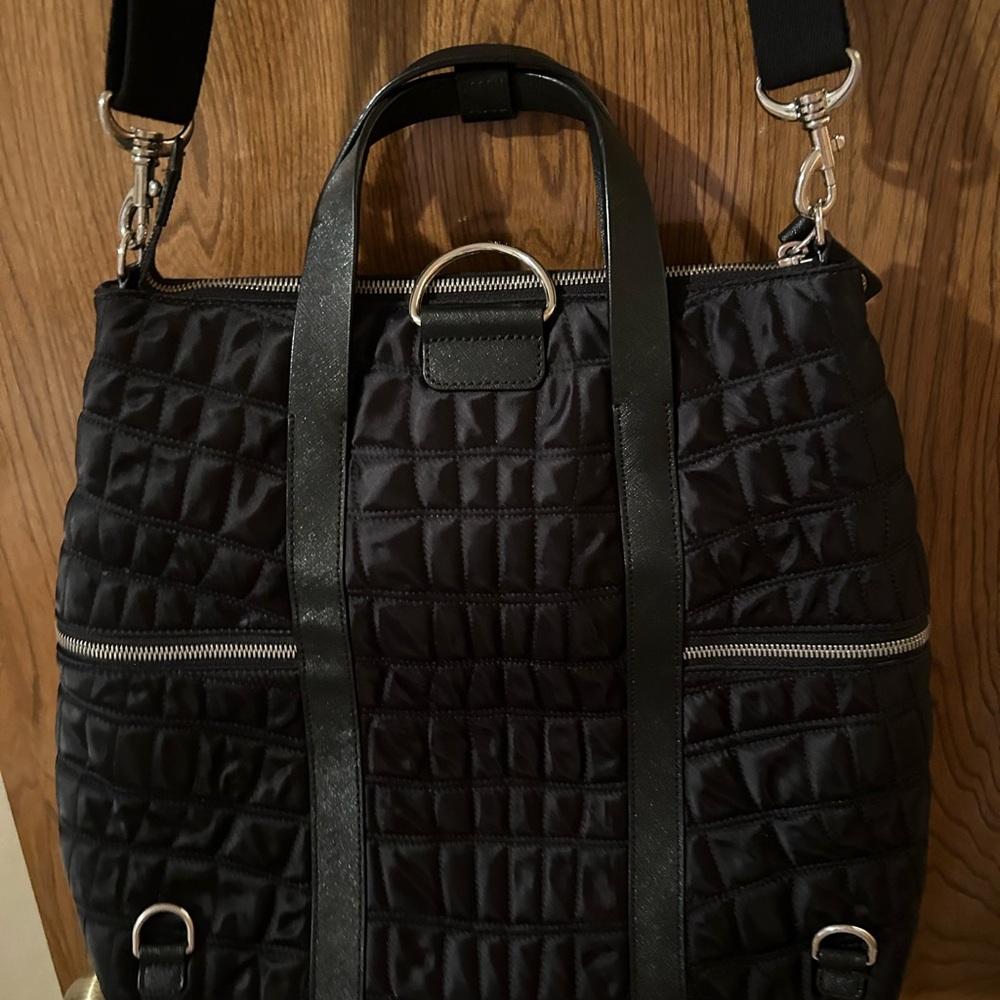 Henri Bendel Black  Quilted Jetsetter Convertible Backpack & matching Tote SET - Picture 5 of 12